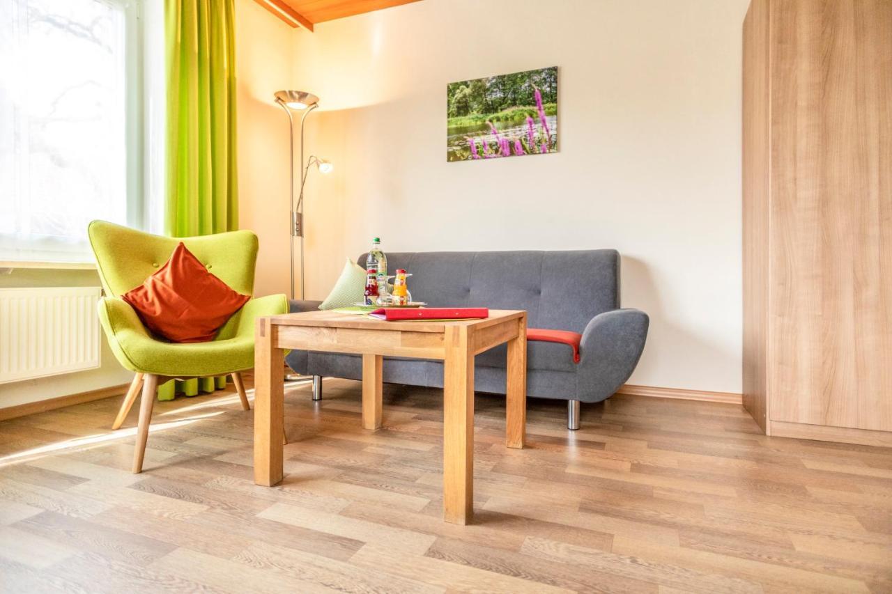 Bartlhof-Ferienwohnungen-Zimmer Бургленгенфельд Экстерьер фото