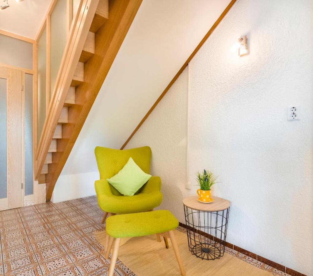 Bartlhof-Ferienwohnungen-Zimmer Бургленгенфельд Экстерьер фото