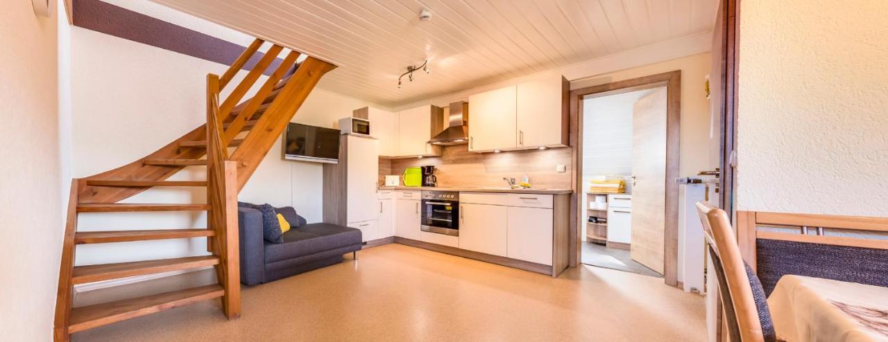 Bartlhof-Ferienwohnungen-Zimmer Бургленгенфельд Экстерьер фото