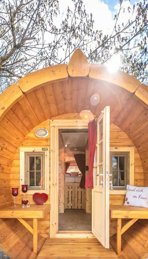 Bartlhof-Ferienwohnungen-Zimmer Бургленгенфельд Экстерьер фото