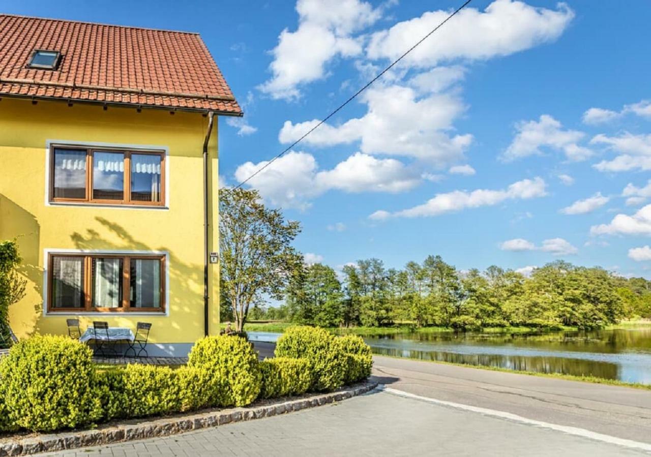 Bartlhof-Ferienwohnungen-Zimmer Бургленгенфельд Экстерьер фото